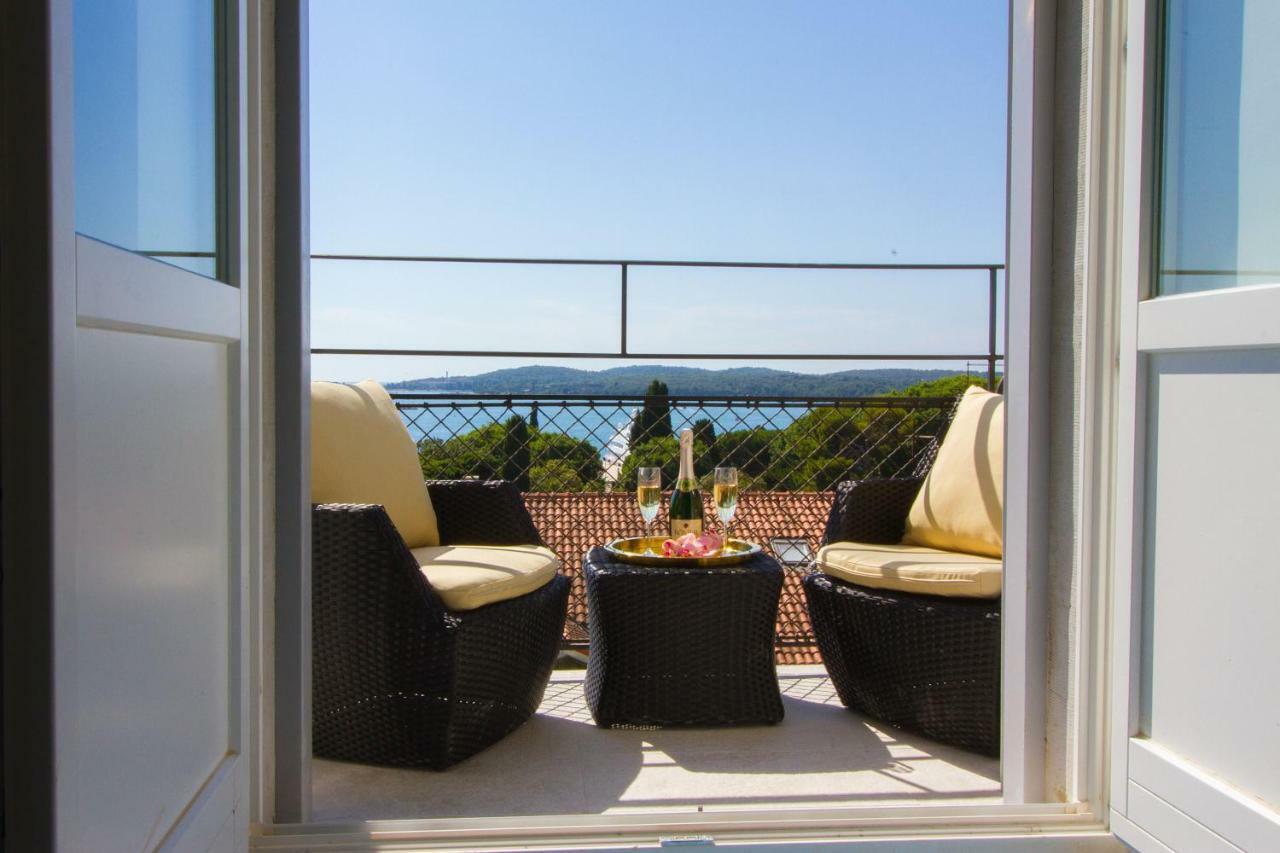 Arena & Seaview Luxurious Residence Pula Eksteriør billede