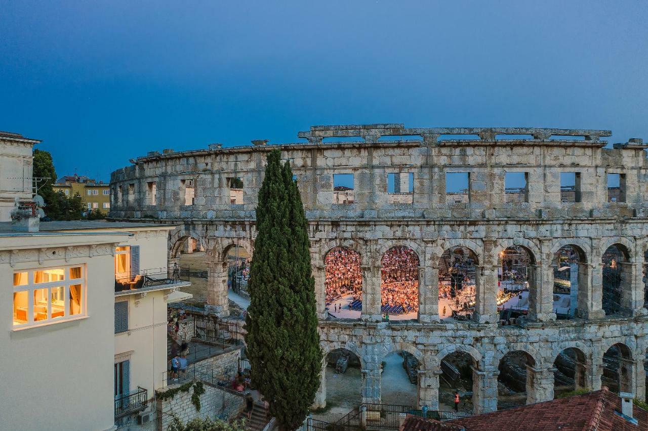 Arena & Seaview Luxurious Residence Pula Eksteriør billede